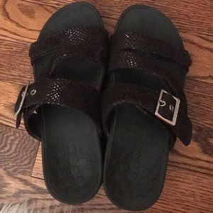 Vionic Black Sandals